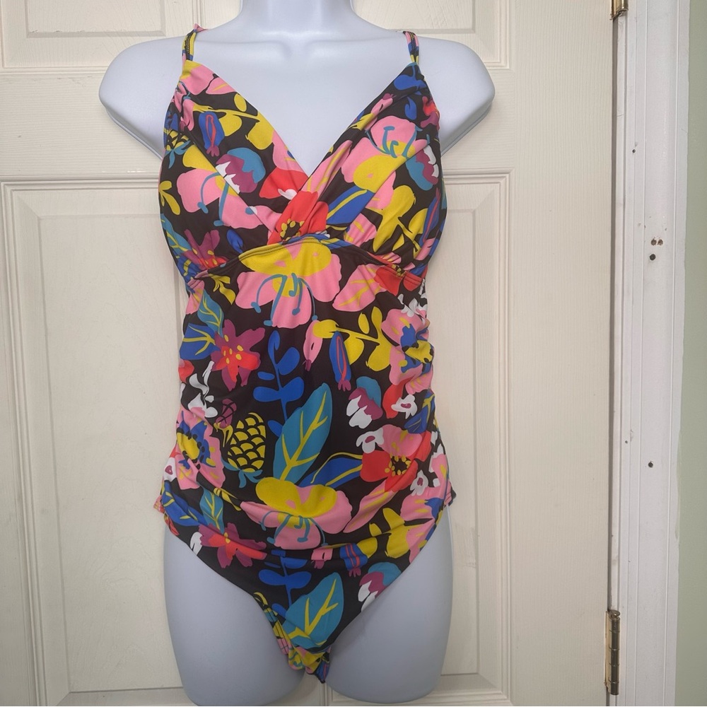 NWT Cupshe 1 Piece Floral Tropics‎ Size Large O Ring In Back